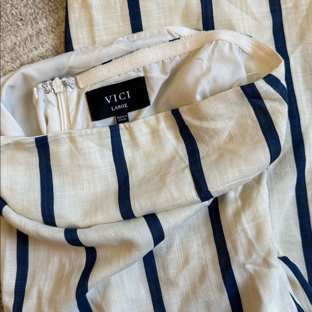 NWOT VICI SunSpun Striped Strapless Maxi Dress - Size Large - Picture 8 of 9